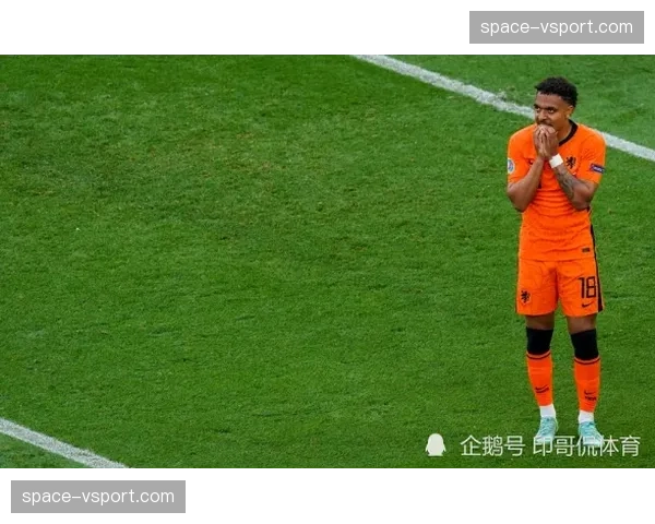 巴黎圣日耳曼推出“女性足球发展”系列线上公开课 巴黎圣日耳曼推出“女性足球发展”系列线上公开课