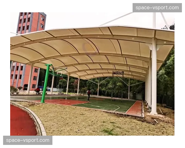 印第安纳狂热新体育中心预计一年后开放，配备全尺寸篮球场及专业恢复设施